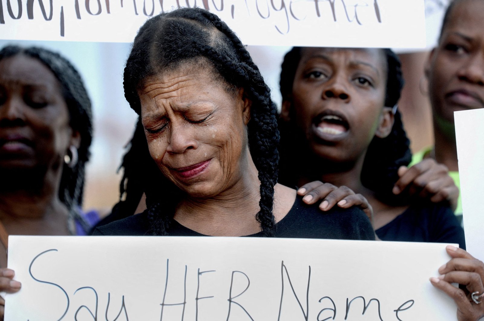 Donna Massey mourns the loss of her daughter, Sonya, who was shot and killed by Sangamon County Sheriff&#039;s Deputies July 6, during a protest over her daughter&#039;s death in front of the Sangamon County Building in Springfield, Illinois, U.S., July 12, 2024.  (Thomas J. Turney/The State Journal-Register/USA Today Network via Reuters)