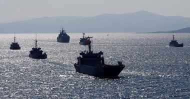 Turkish naval ships take part in a landing drill during the Blue Homeland naval exercise off the Aegean coastal town of Foça, Izmir, western Türkiye, March 5, 2019. (Reuters Photo)