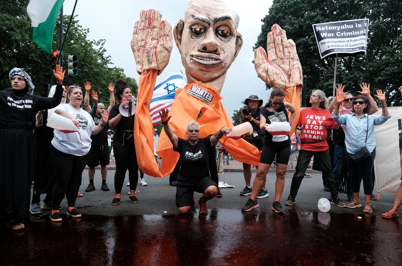 Pro-Palestinian demonstrators protest next to a representation of Israeli Prime Minister Benjamin Netanyahu, on the day Netanyahu is scheduled to hold White House meetings with U.S. President Joe Biden and Vice President Kamala Harris, in Washington, D.C., U.S., July 25, 2024. (Reuters Photo)