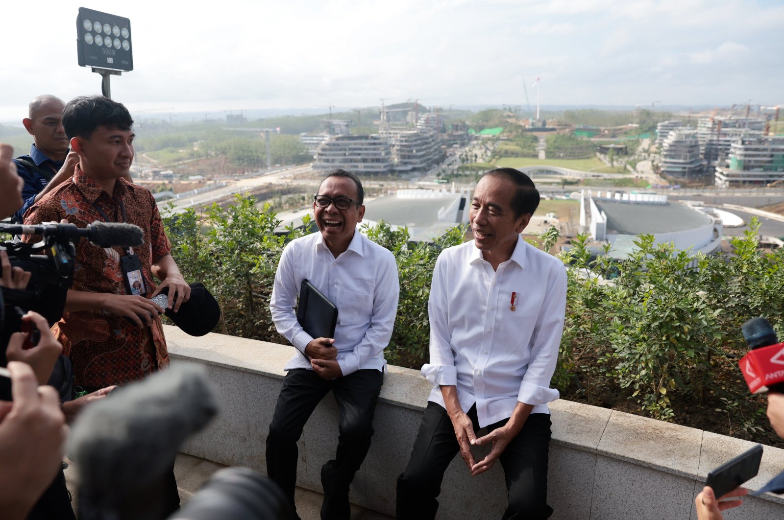 Indonesian President Joko Widodo (R) and his State Secretary Pratikno (L) address journalists as they inspect the newly built Presidential Palace in the proposed new capital city of Nusantara in East Kalimantan, Indonesia, July 29, 2024. (EPA Photo)