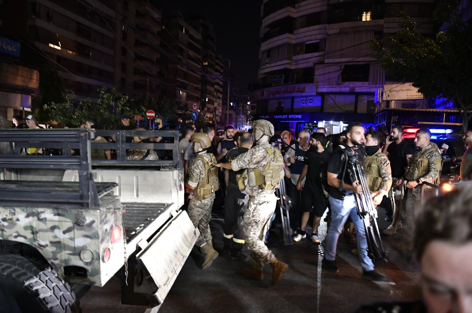  Army soldiers arrive near the site that was targeted by an Israeli strike, in the southern suburb of Beirut, Lebanon, July 30, 2024.(EPA Photo)