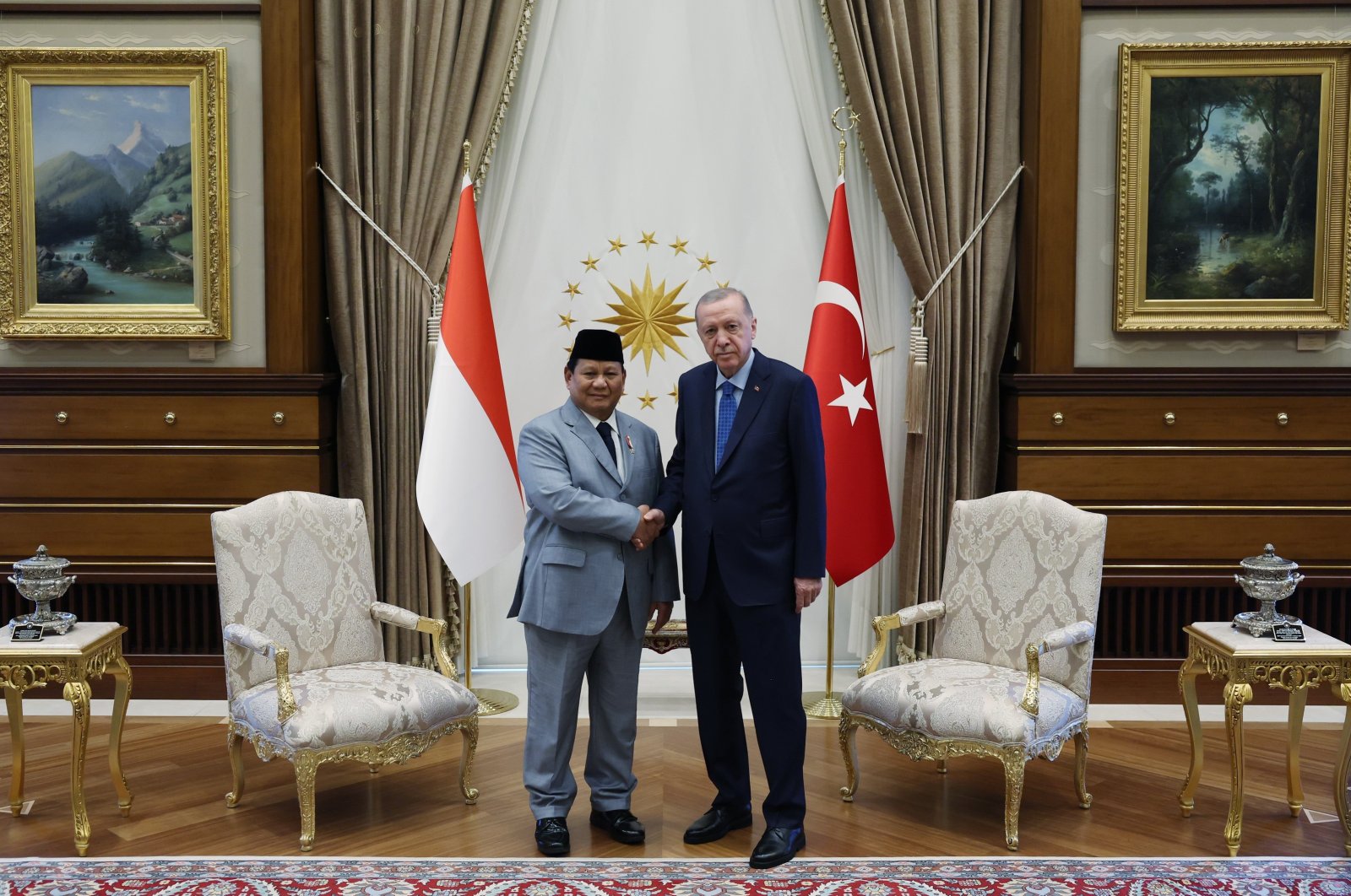 President Recep Tayyip Erdoğan and Indonesian President-elect Prabowo Subianto shake hands at Presidential Complex in Ankara, July 30, 2024. (IHA Photo)