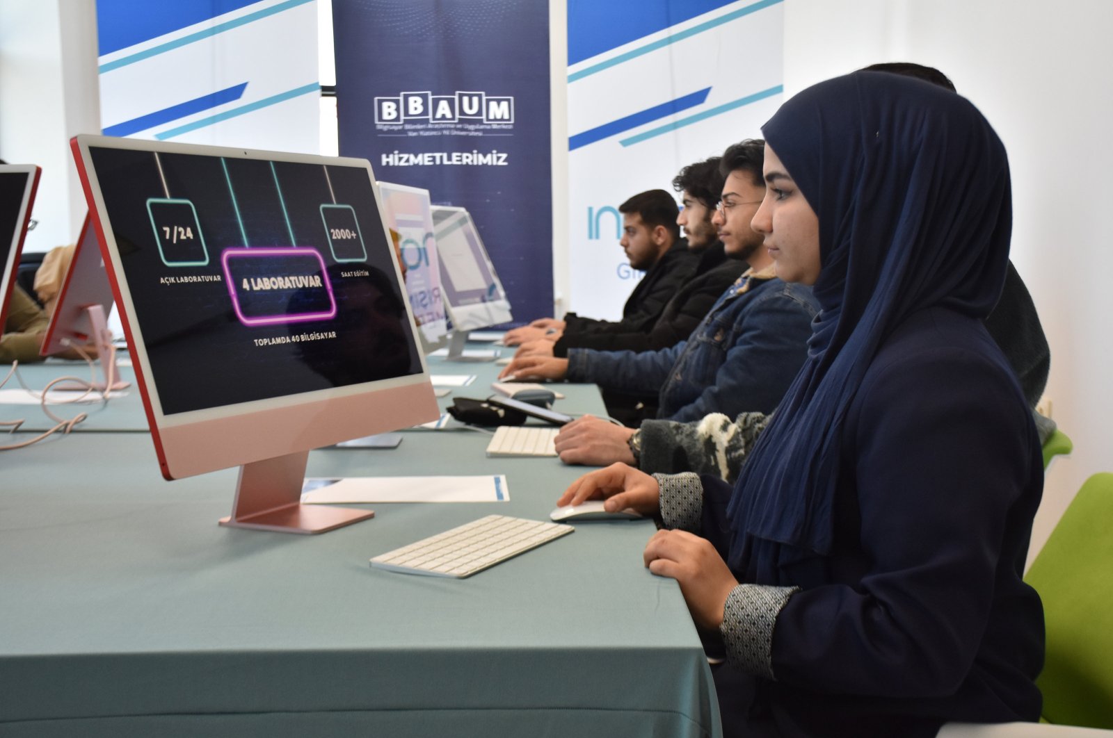 Students work on computers at an entrepreneurship center at Van Yüzüncü Yıl University, Van, eastern Türkiye, March 29, 2024. (AA Photo)