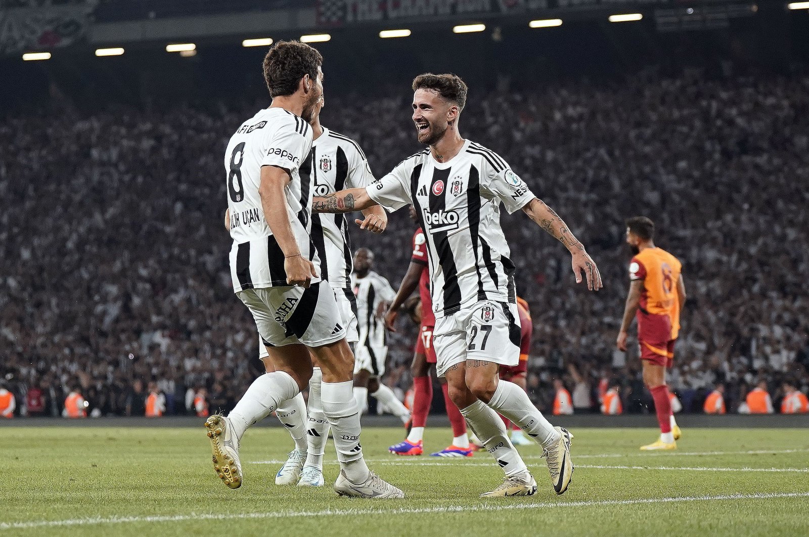 Beşiktaş players celebrate their win against Galatasaray, Istanbul, Türkiye, Aug. 3, 2024. (IHA Photo)