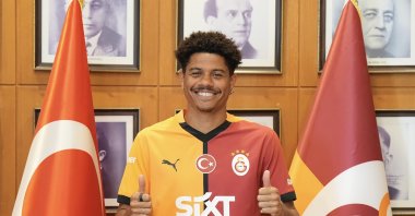 Galatasaray&#039;s new signing Gabriel Sara poses for a photo on his unveiling, Istanbul, Türkiye, Aug. 5, 2024. (IHA Photo)