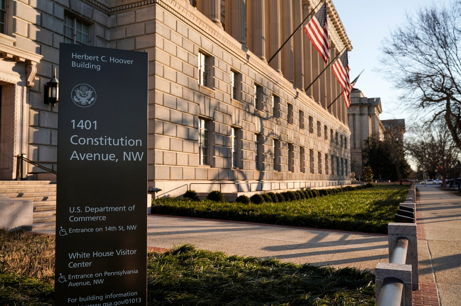 The U.S. Department of Commerce building is seen before an expected report of new home sales numbers, Washington, U.S., Jan. 26, 2022. (Reuters Photo)