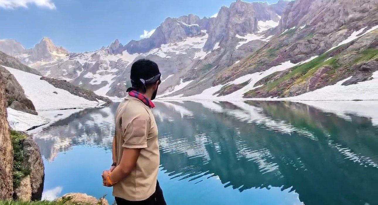 Mountaineers explore Türkiye’s largest glacial lake in Hakkari