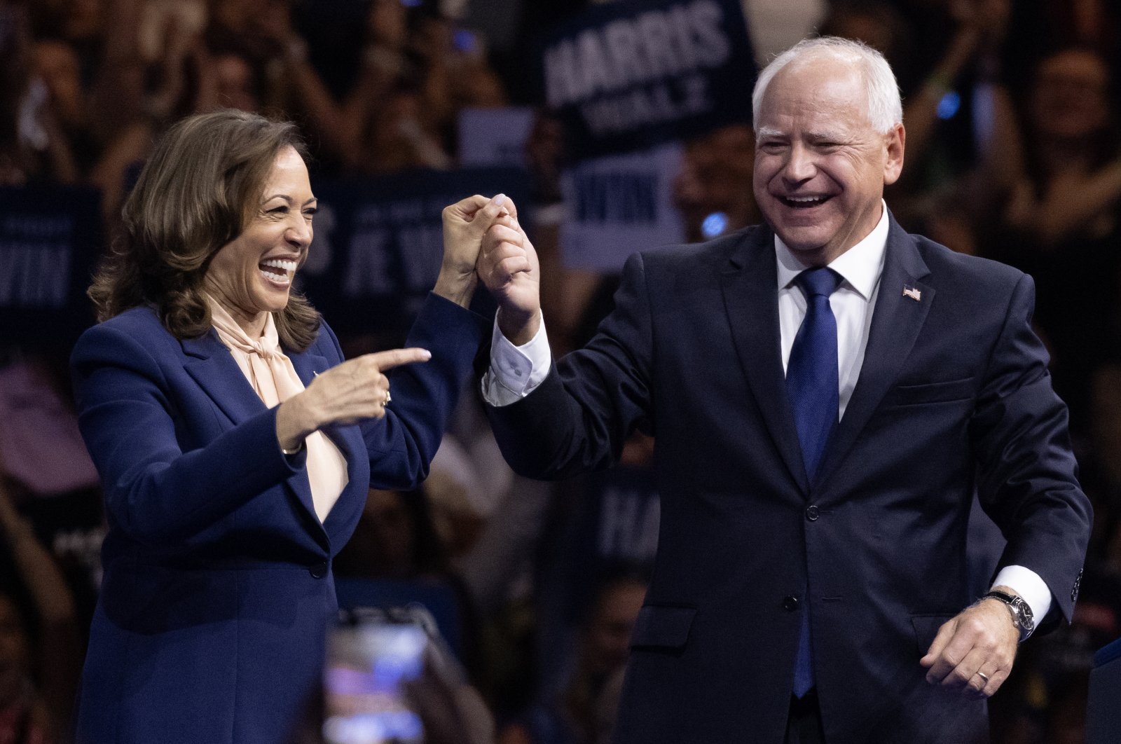 Democratic presidential candidate U.S. Vice President Kamala Harris (L) holds a campaign rally with her new running mate Democratic vice presidential candidate Minnesota Gov. Tim Walz (R) in Philadelphia, Pennsylvania, U.S., Aug. 6, 2024. (EPA Photo)