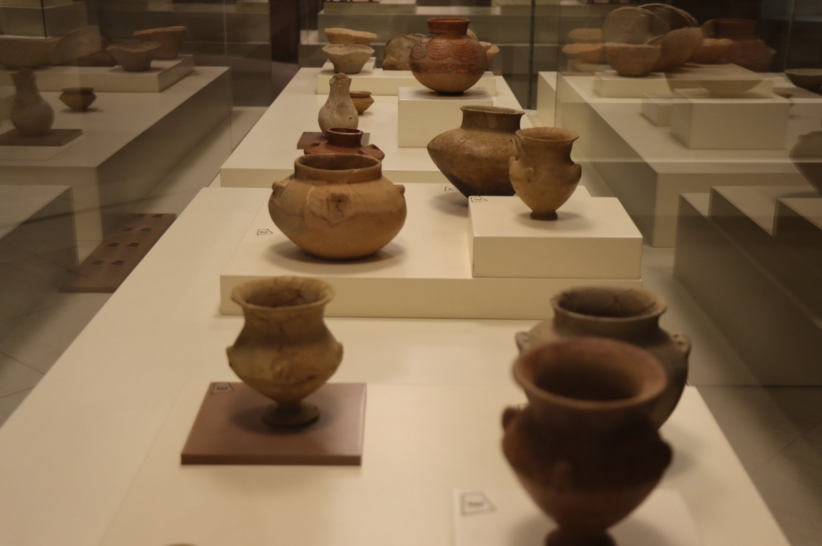 Artifacts displayed at the Şanlıurfa Archaeology Museum, Şanlıurfa, Türkiye, Aug. 6, 2024. (AA Photo) 