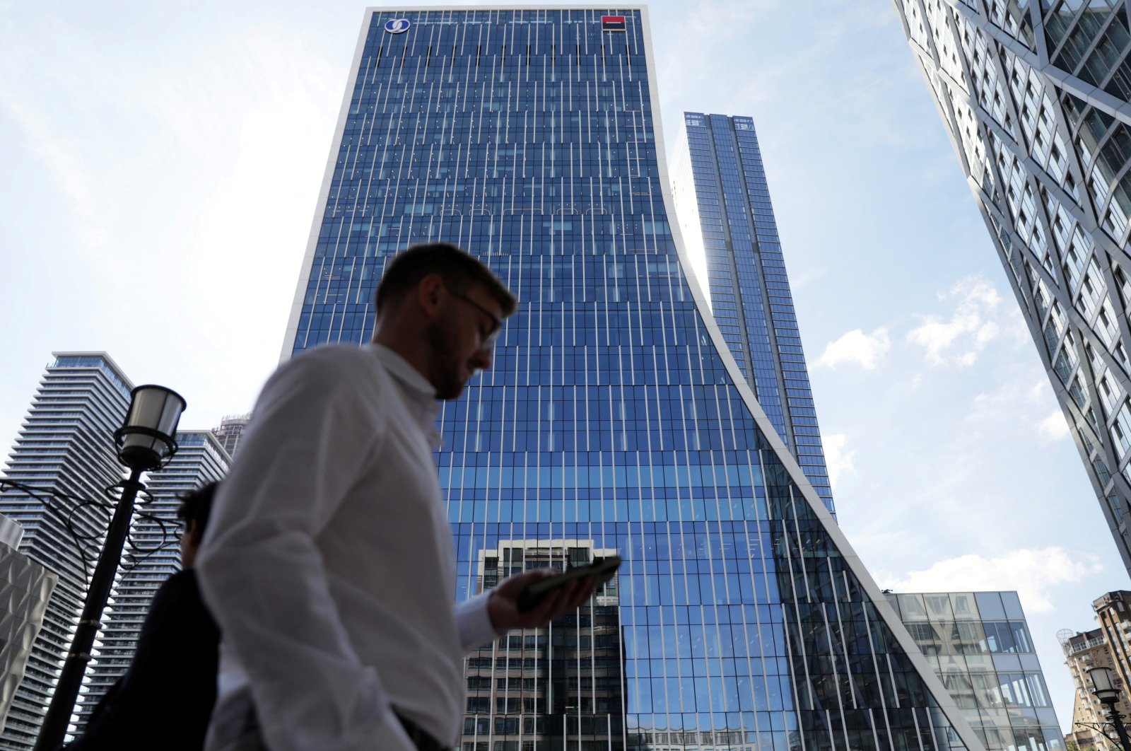 People walk past the new headquarters of the European Bank for Reconstruction and Development (EBRD) in Canary Wharf, London, Britain, Sept. 14, 2023. (Reuters Photo)