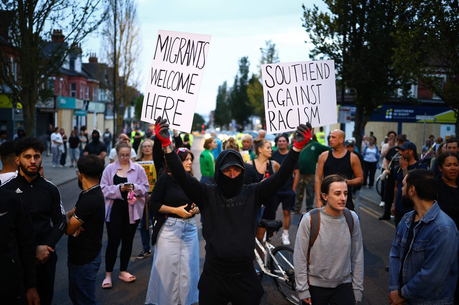 People attend a counterdemonstration against anti-Muslim, anti-immigration riots, Southend-on-Sea, U.K., Aug. 7, 2024. (AFP Photo)