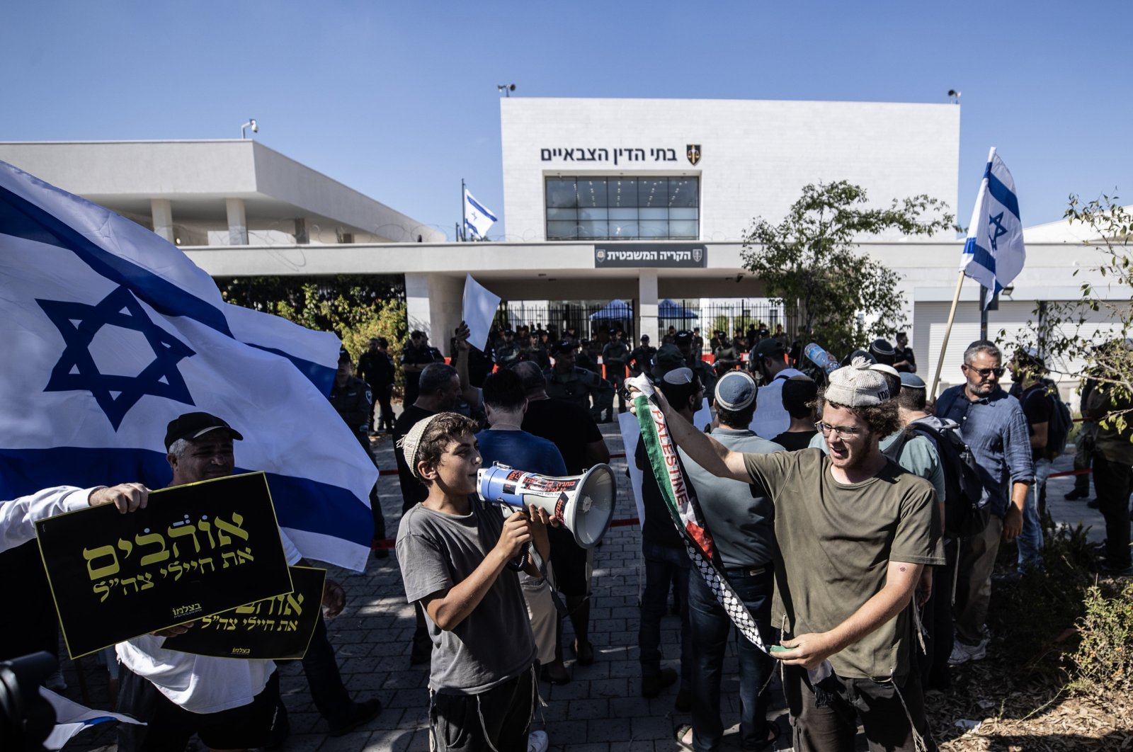 Far-right Israeli extremists seen outside the Sde Teiman detention facility near Beersheba, southern Israel, July 29, 2024. (AA Photo)