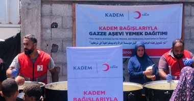 Turkish Red Crescent&#039;s (Kızılay) soup kitchen receives support from KADEM, Gaza, Palestine, Aug. 7, 2024. (DHA Photo)