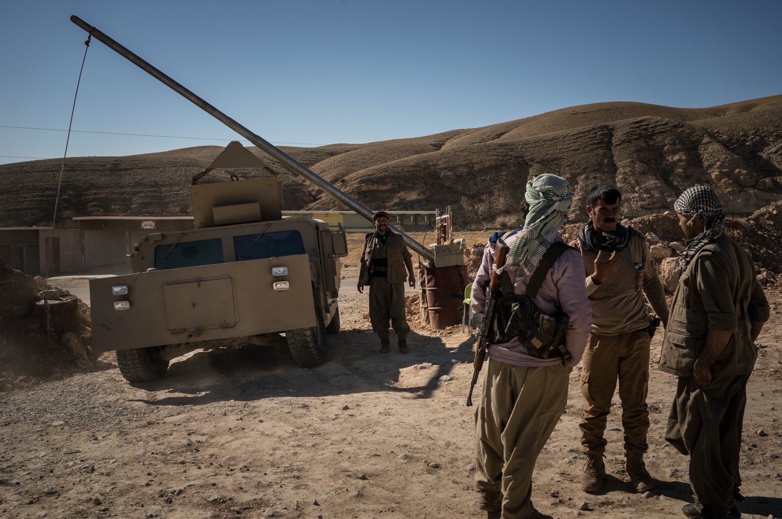 A group of PKK terrorists spotted in Sinjar, Iraq, Nov. 14, 2015. (Getty Images)