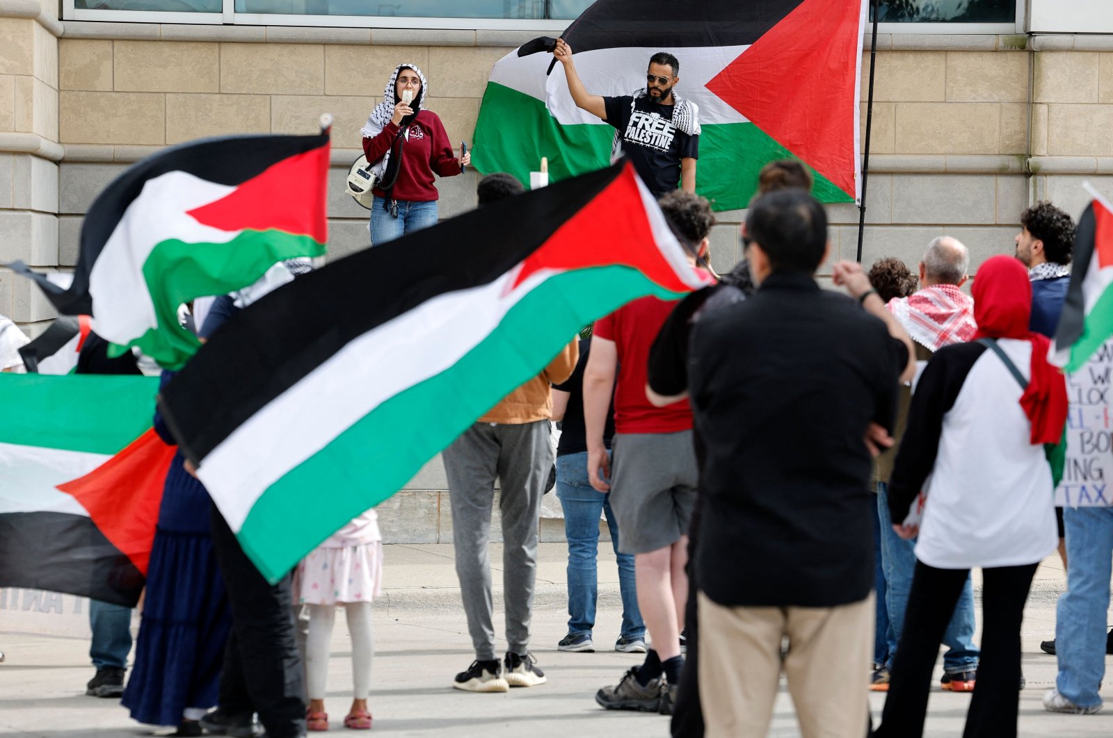 A group of pro-Palestinian demonstrators protest in Dearborn, Michigan, U.S., Aug. 11, 2024. (AFP Photo)