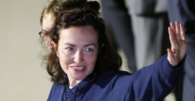 Alsu Kurmasheva, who was released from detention in Russia, waves after disembarking from a plane at Joint Base Andrews, Maryland, U.S., Aug. 2, 2024. (Reuters Photo)