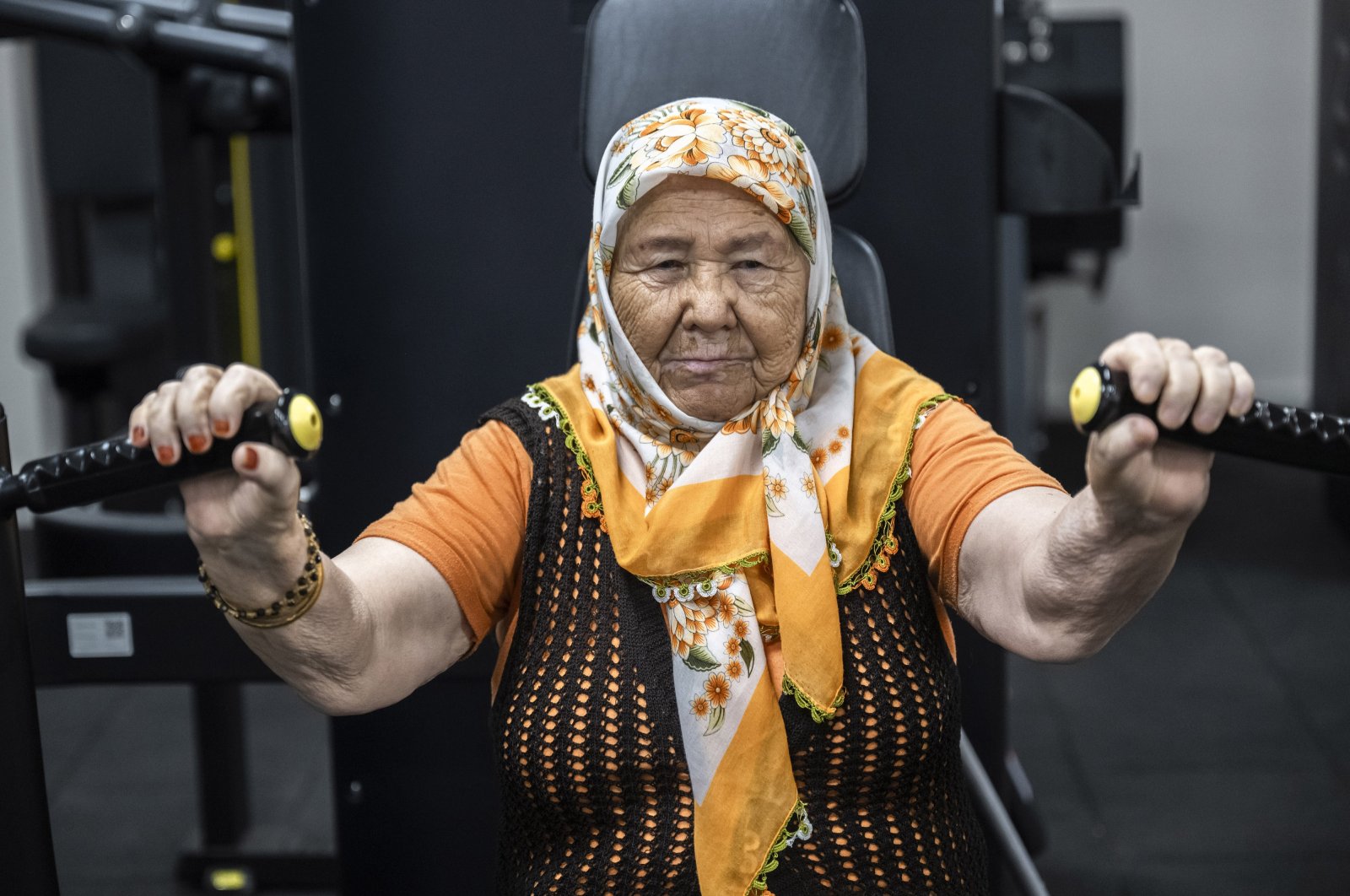 Hacer Oruç exercises to help slow the progression of Parkinson’s disease, Istanbul, Türkiye, July 9, 2024. (AA Photo)