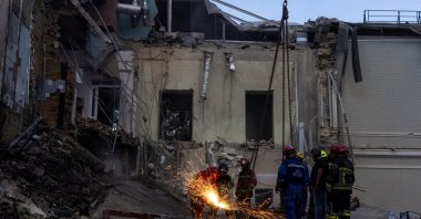 Rescue workers cut through metal rebars to clear the rubble following a Russian missile strike on the Okhmatdyt Children&#039;s Hospital, amid Russia&#039;s attack on Ukraine, Kyiv, Ukraine, July 8, 2024. (Reuters Photo)