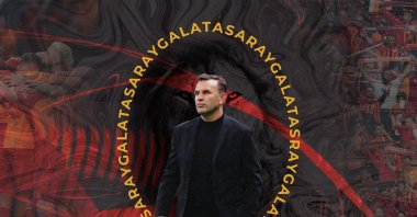 Galatasaray coach Okan Buruk with players and fans showing behind. (Illustration by Mehmet Mücahit Yılmaz)