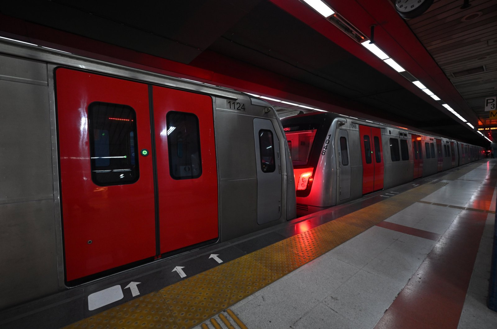 Kızılay-Koru Metro line services are halted due to extreme heat affecting the power and communication systems, Ankara, Türkiye, July 22, 2024. (AA Photo)