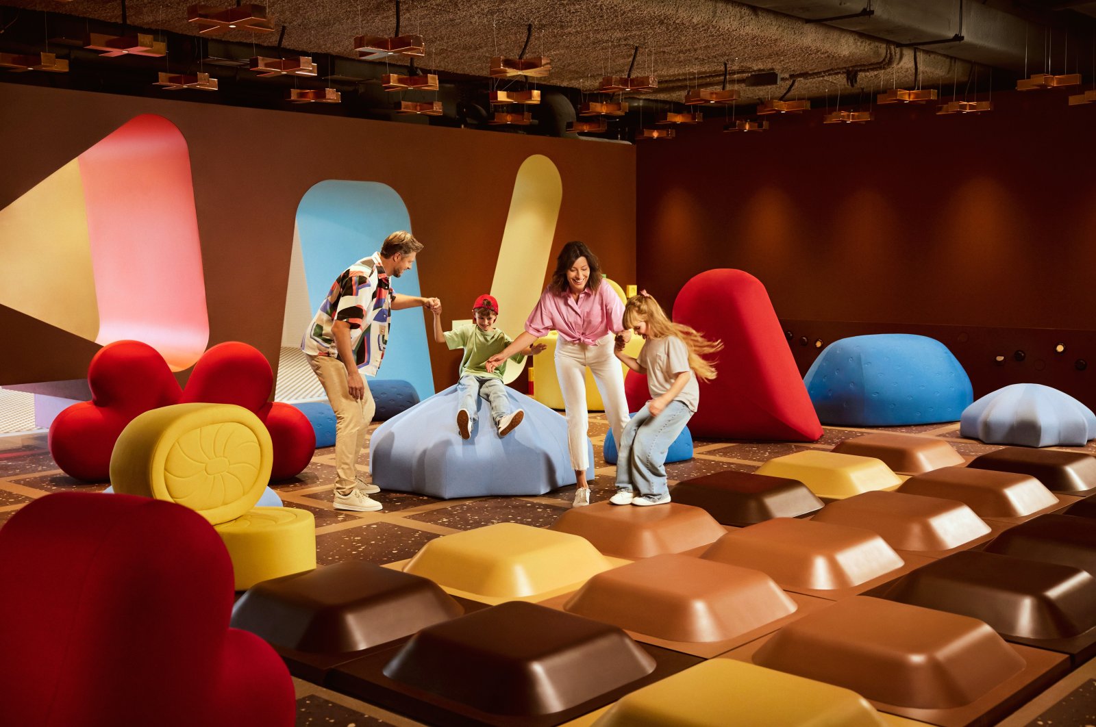 The family-friendly interactive space of Warsaw&#039;s Chocolate Museum is all about getting stuck in and trying new kinds of chocolate. (dpa Photo)