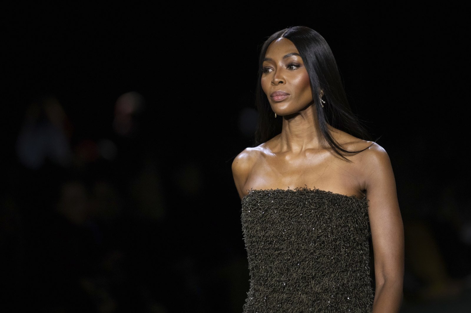 Naomi Campbell wears a creation for the Burberry Winter 2024 fashion show, London, U.K., Feb. 19, 2024. (AP Photo)