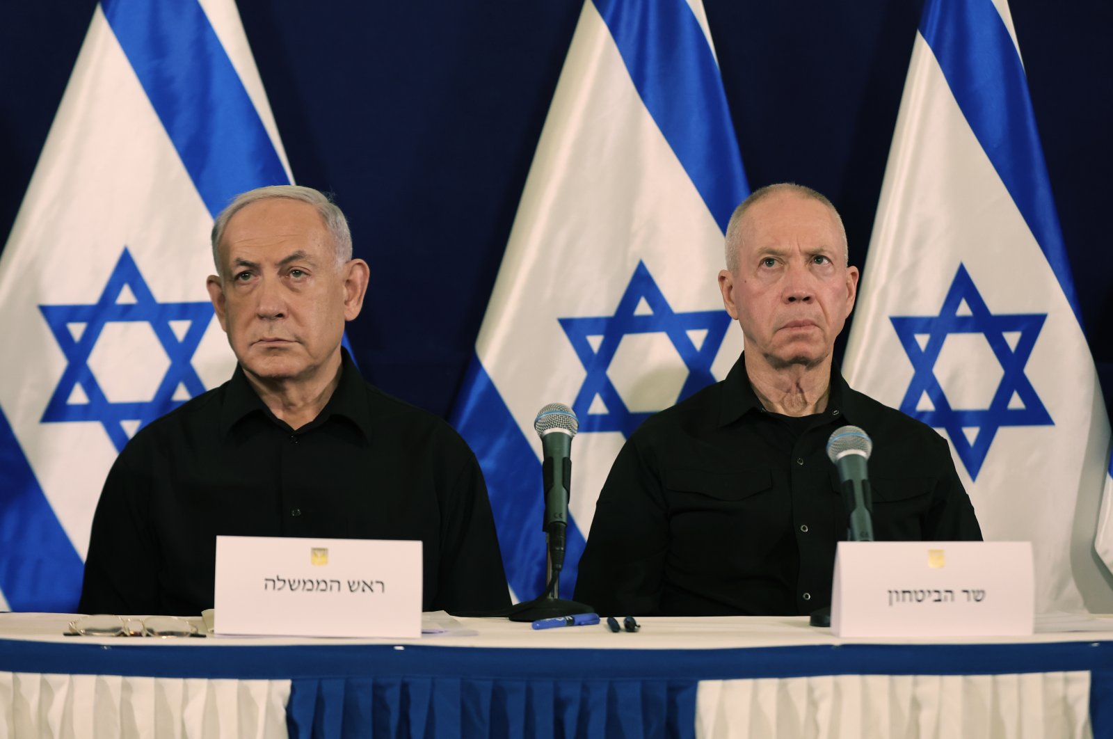 Israel's Prime Minister Benjamin Netanyahu (L) and Defense Minister Yoav Gallant (R) address a press conference in The Kirya military base, Tel Aviv, Israel, Oct. 28, 2023.  (EPA Photo)