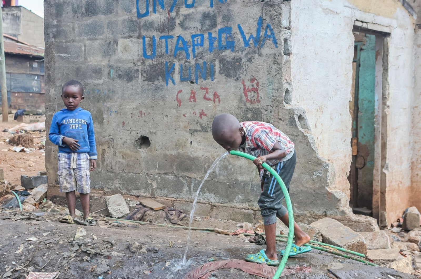 Türkiye provides clean water in central Uganda