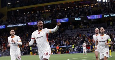 Galatasaray players celebrate during the UEFA Champions League play-off first leg match against the Young Boys, Bern, Switzerland, Aug. 21, 2024. (Getty Image Photo)