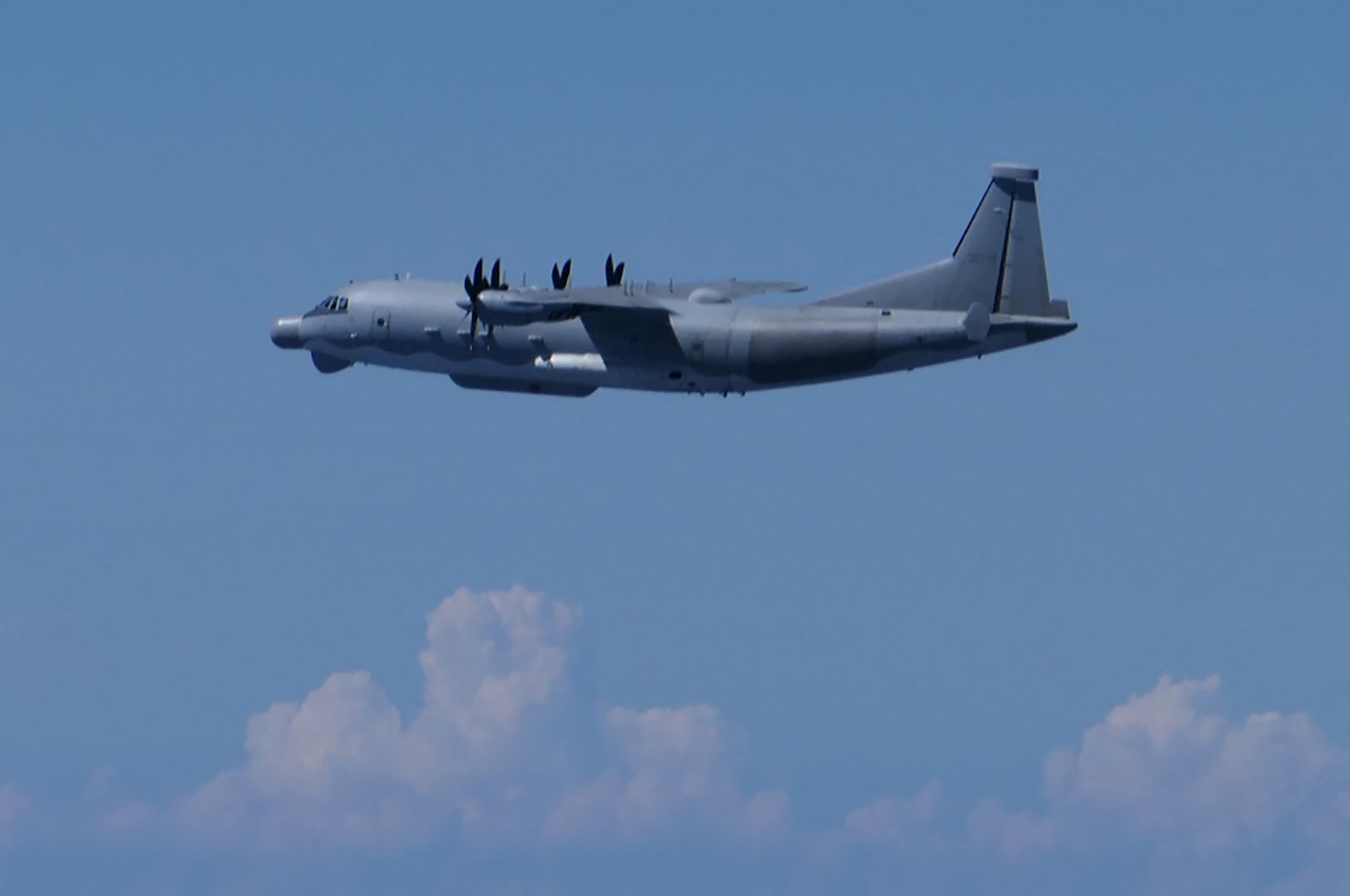 A Chinese military Y9 intelligence-gathering aircraft that Japan&#039;s Defense Ministry said &quot;violated&quot; its airspace, Aug. 26, 2024. (AFP Photo)