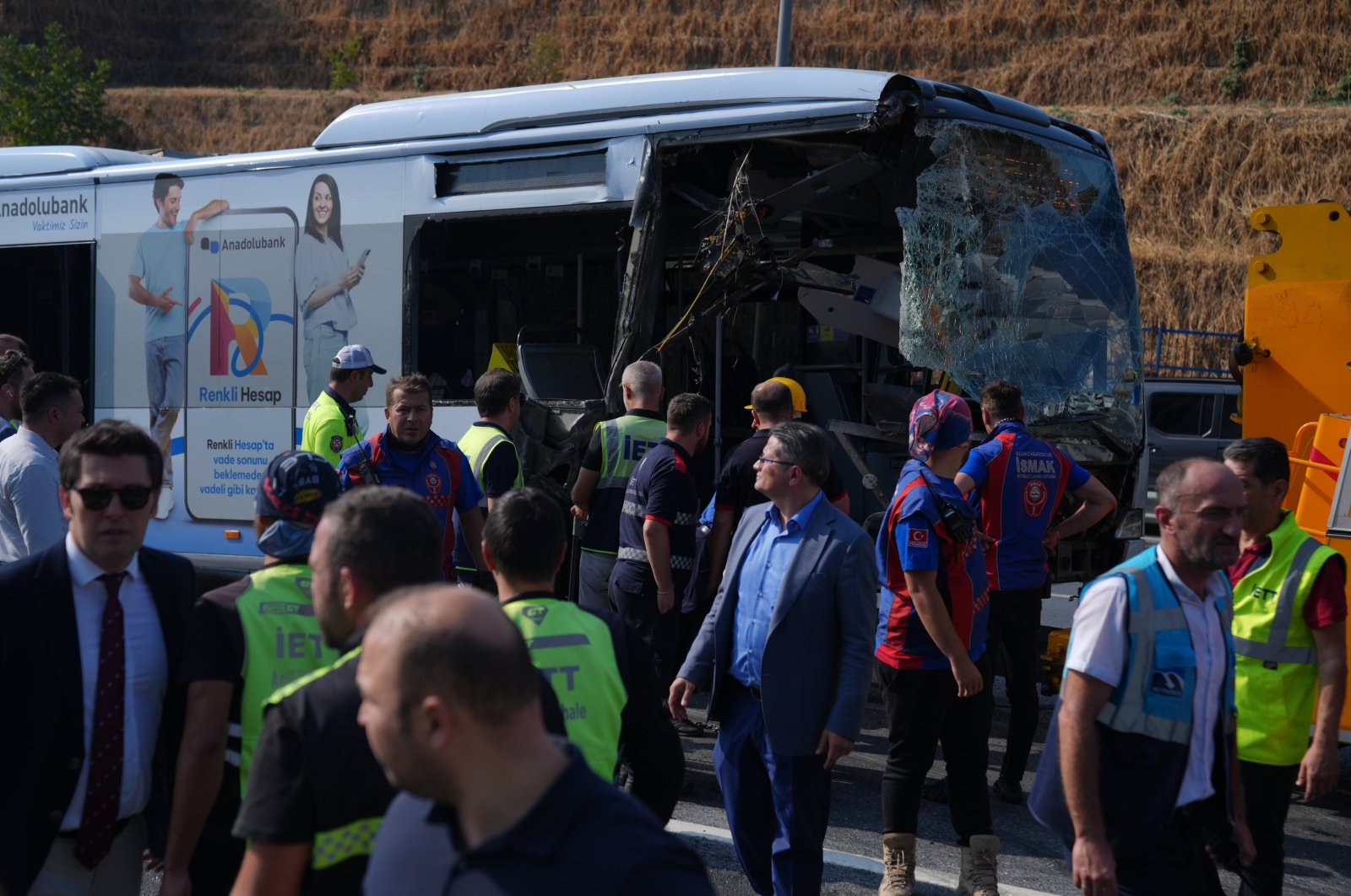 Officials inspect one of the Metrobuses involved in an accident in Küçükçekmece, Istanbul, Türkiye, Aug. 29, 2024. (AA Photo)