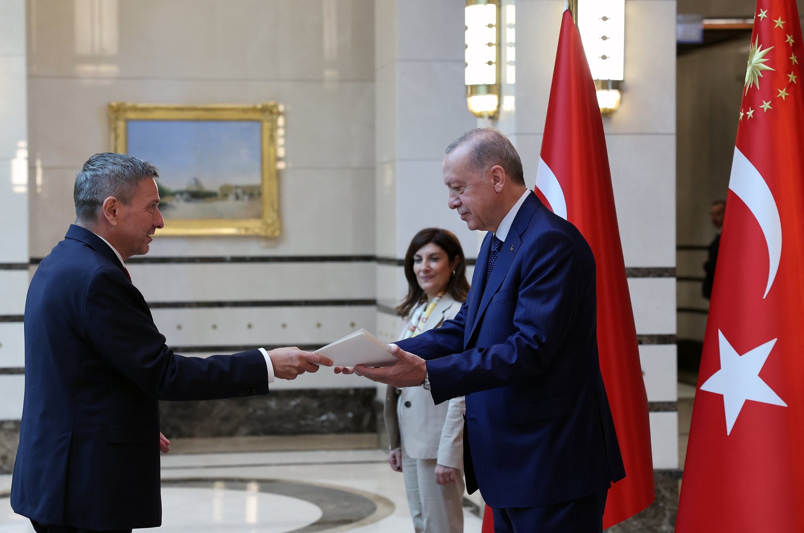 New Danish ambassador Ole Toft (L) presents his letter of credentials to President Recep Tayyip Erdoğan, Ankara, Türkiye, Aug. 29, 2024. (AA Photo)