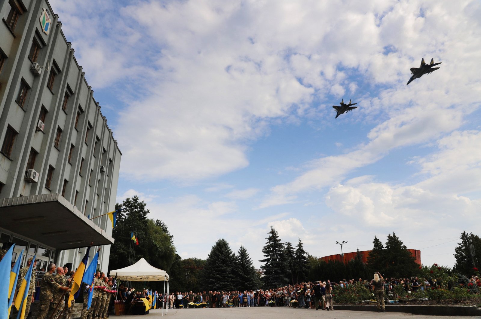 In this handout photograph taken and released by the Air Command &#039;West&#039; of the Air Forces of Ukraine on Aug. 29, 2024, two MiG-29 fighter jets fly to pay tribute to Oleksiy Mes, a pilot of the Air Force of the Armed Forces of Ukraine, who had died in a crash while repelling a Russian air attack, during his farewell ceremony in Shepetivka, Khmelnytskyi region. (AFP Photo, Handout)