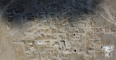 An aerial view of Küllüoba Mound, an archaeological site revealing ancient Bronze Age burial rituals, Eskişehir, Türkiye, Sept. 1, 2024. (AA Photo) 