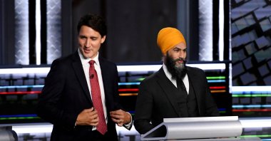 Liberal Leader Justin Trudeau and NDP Leader Jagmeet Singh take part in the federal election English-language Leaders debate in Gatineau, Canada, Sept. 9, 2021. (Reuters File Photo)