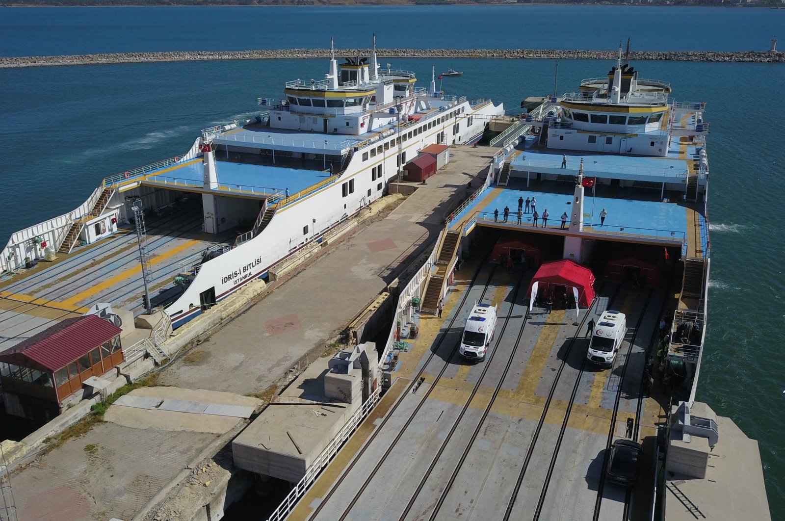 Türkiye&#039;s largest ferries were used for the earthquake drill in Bitlis, Türkiye, Sept. 5, 2024. (IHA Photo)