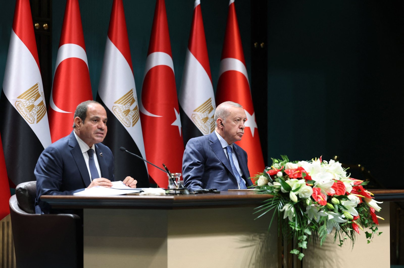 President Recep Tayyip Erdogan and Egyptian President Abdul-Fattah el-Sissi (L) attending a joint news conference, Ankara, Türkiye, Sept. 4, 2024. (AFP Photo)