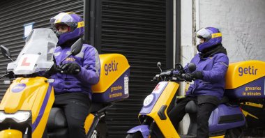 Getir couriers are seen in London, Britain, Dec. 30, 2021. (AA Photo)