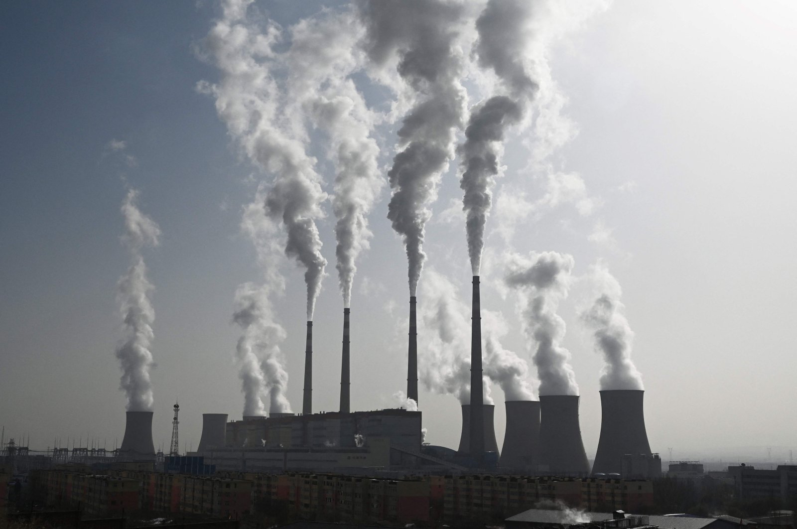 A view shows the coal-powered Datang International Zhangjiakou Power Station in Zhangjiakou, China, Nov. 15, 2021. (AFP Photo)