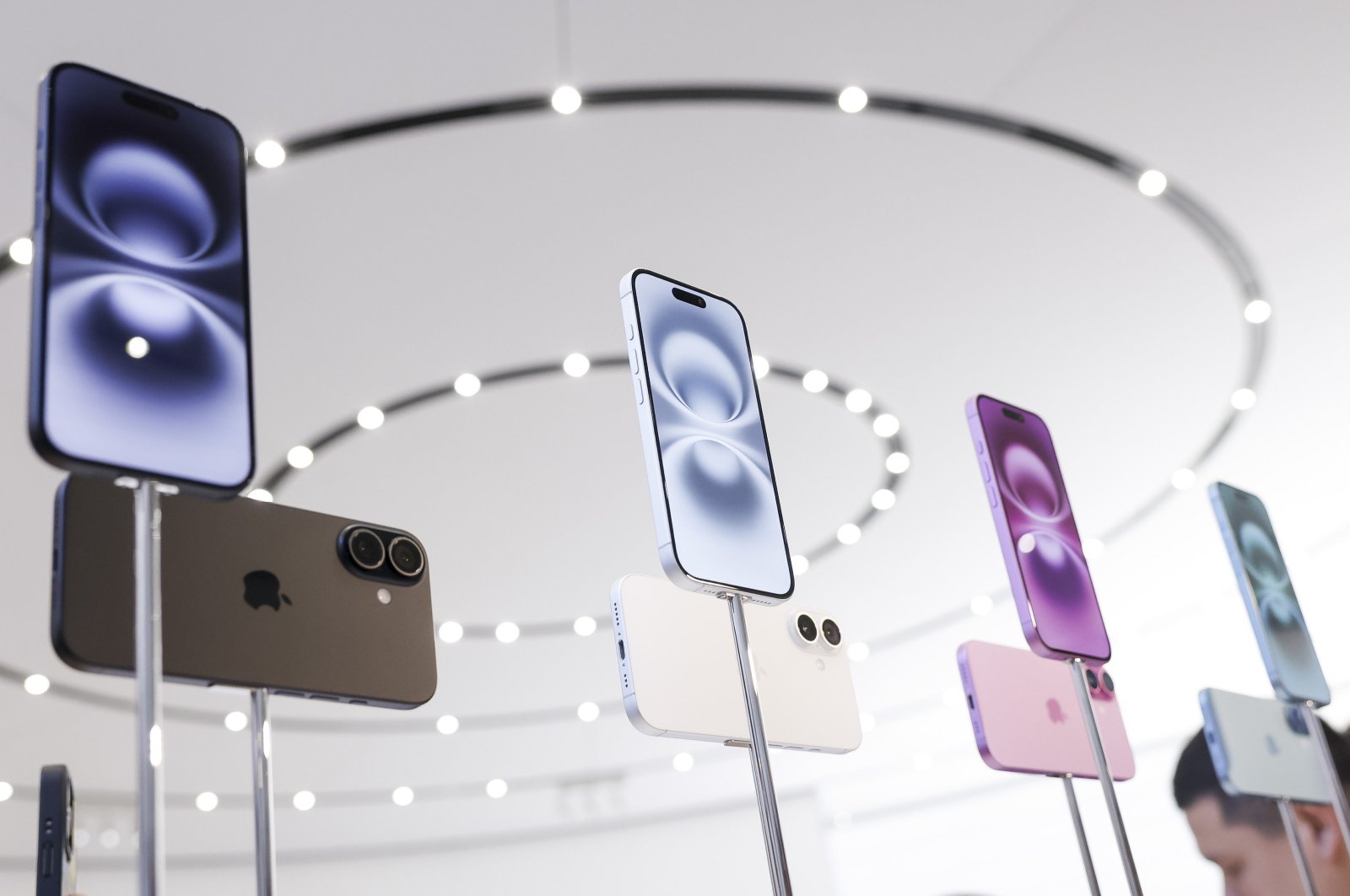 A display of the new Apple iPhone 16 models at Apple&#039;s "Glowtime" product launch event on the campus of Apple Park in Cupertino, California, U.S., Sept. 9, 2024. (EPA Photo)