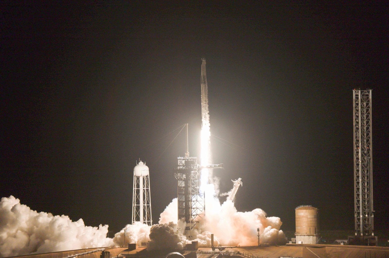 SpaceX&#039;s Polaris Dawn Falcon 9 rocket blasts off from Launch Complex 39A of NASA&#039;s Kennedy Space Center, Cape Canaveral, Florida, U.S., Sept. 10, 2024. (AFP Photo)