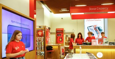Teenagers work inside a branch of Vodafone mobile communication provider, Kyiv, Ukraine, Aug. 14, 2024. (Reuters Photo)