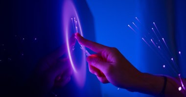 The novel device, called the innovative bioinspired haptic system (BAMH), works by stimulating nerve cells that respond to touch using vibrations. (Getty Images)