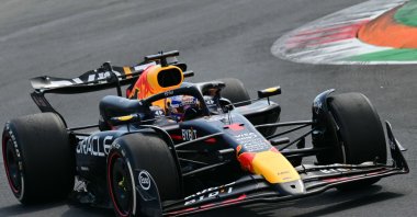 Red Bull Racing&#039;s Dutch driver Max Verstappen drives during the Italian Formula One Grand Prix race at Autodromo Nazionale Monza circuit, Monza, Italy, Sept. 1, 2024. (AFP Photo)