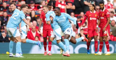 Callum Hudson-Odoi of Nottingham Forest (C) celebrates scoring in a Premier League match against Liverpool, Liverpool, U.K. Sept. 14, 2024. (EPA Photo)