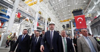 Energy and Natural Resources Minister Alparslan Bayraktar (C) tours the Bigadiç Granular Boron Production Facility, Balıkesir, northwestern Türkiye, Sept. 14, 2024. (AA Photo)