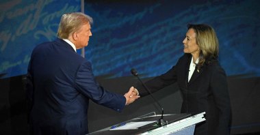 U.S. Vice President and Democratic presidential candidate Kamala Harris (R) shakes hands with Republican presidential candidate and former U.S. President Donald Trump during a presidential debate, Philadelphia, Pennsylvania, U.S. Sept. 10, 2024. (AFP Photo)