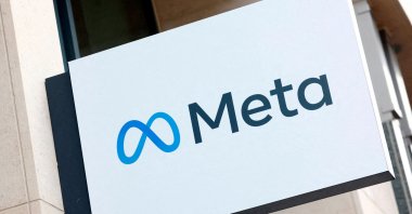 The logo of Meta Platforms' business group is seen in Brussels, Belgium, Dec. 6, 2022. (Reuters Photo)