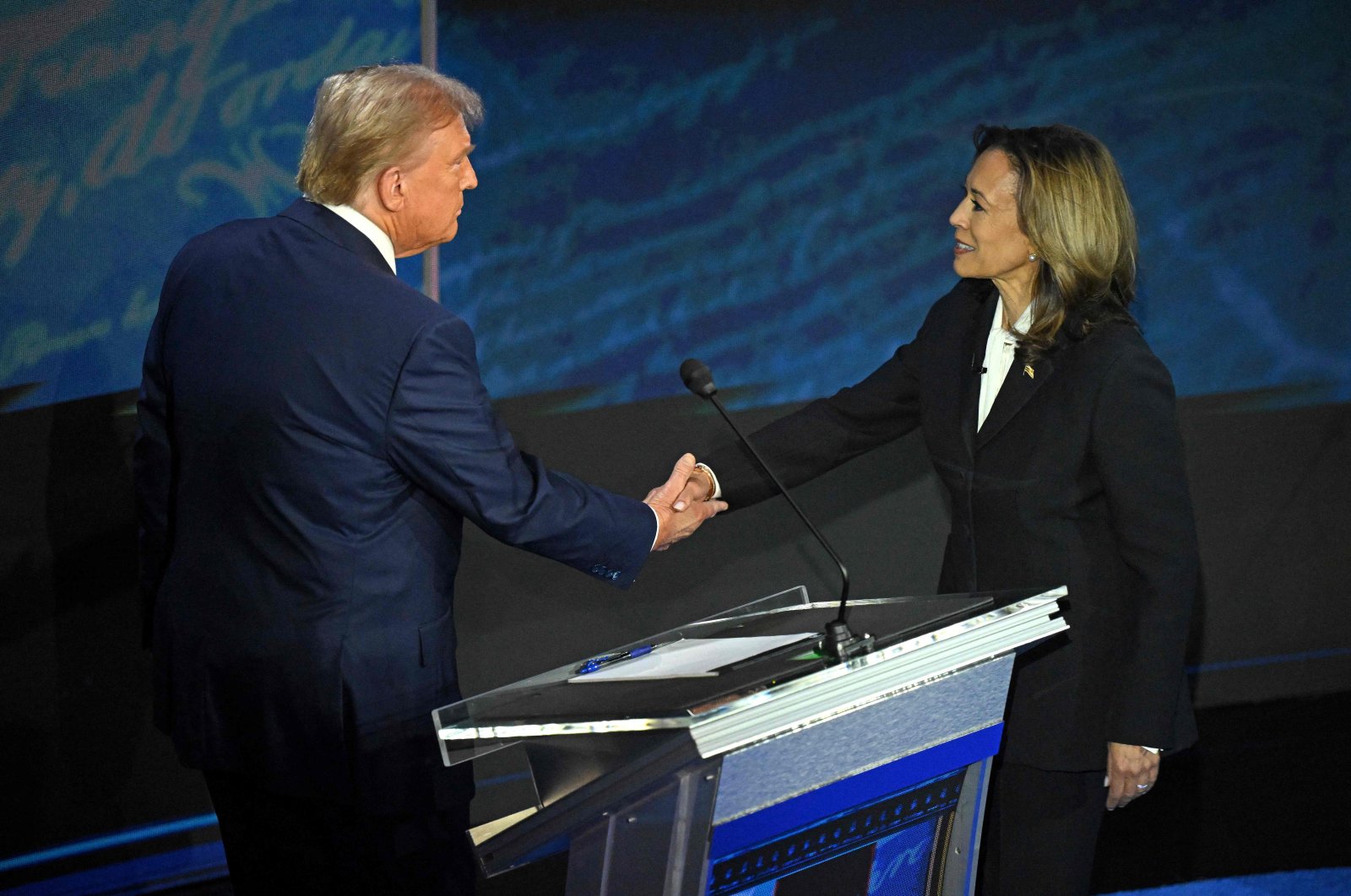 U.S. Vice President and Democratic presidential candidate Kamala Harris (R) shakes hands with Republican presidential candidate and former U.S. President Donald Trump during a presidential debate, Philadelphia, Pennsylvania, U.S. Sept. 10, 2024. (AFP Photo)