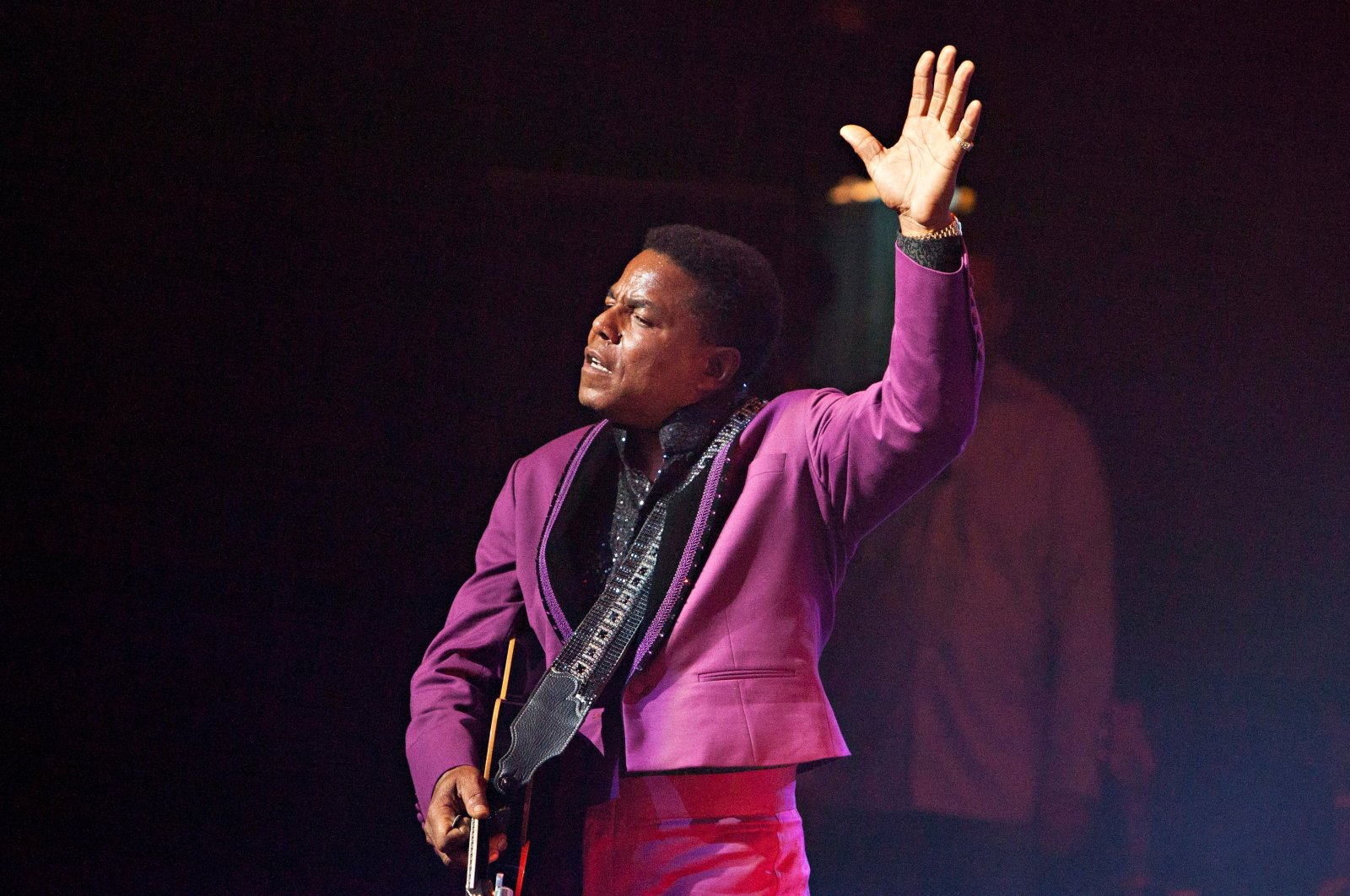 Tito Jackson of the musical group The Jacksons performs during the group&#039;s Unity Tour at the Apollo Theater, New York, U.S., June 28, 2012. (Reuters Photo)